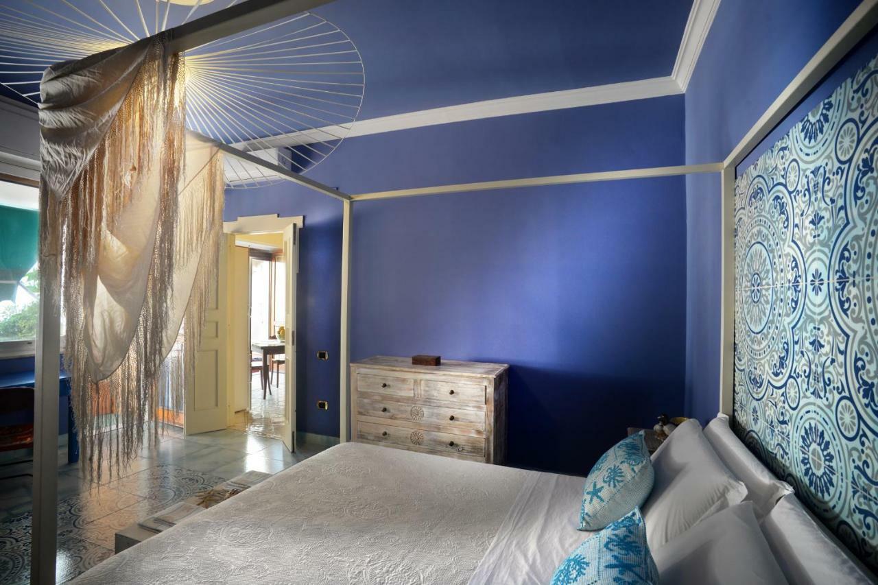 Donna Filomena Casa Vacanza Di Charme Salerno Eksteriør billede