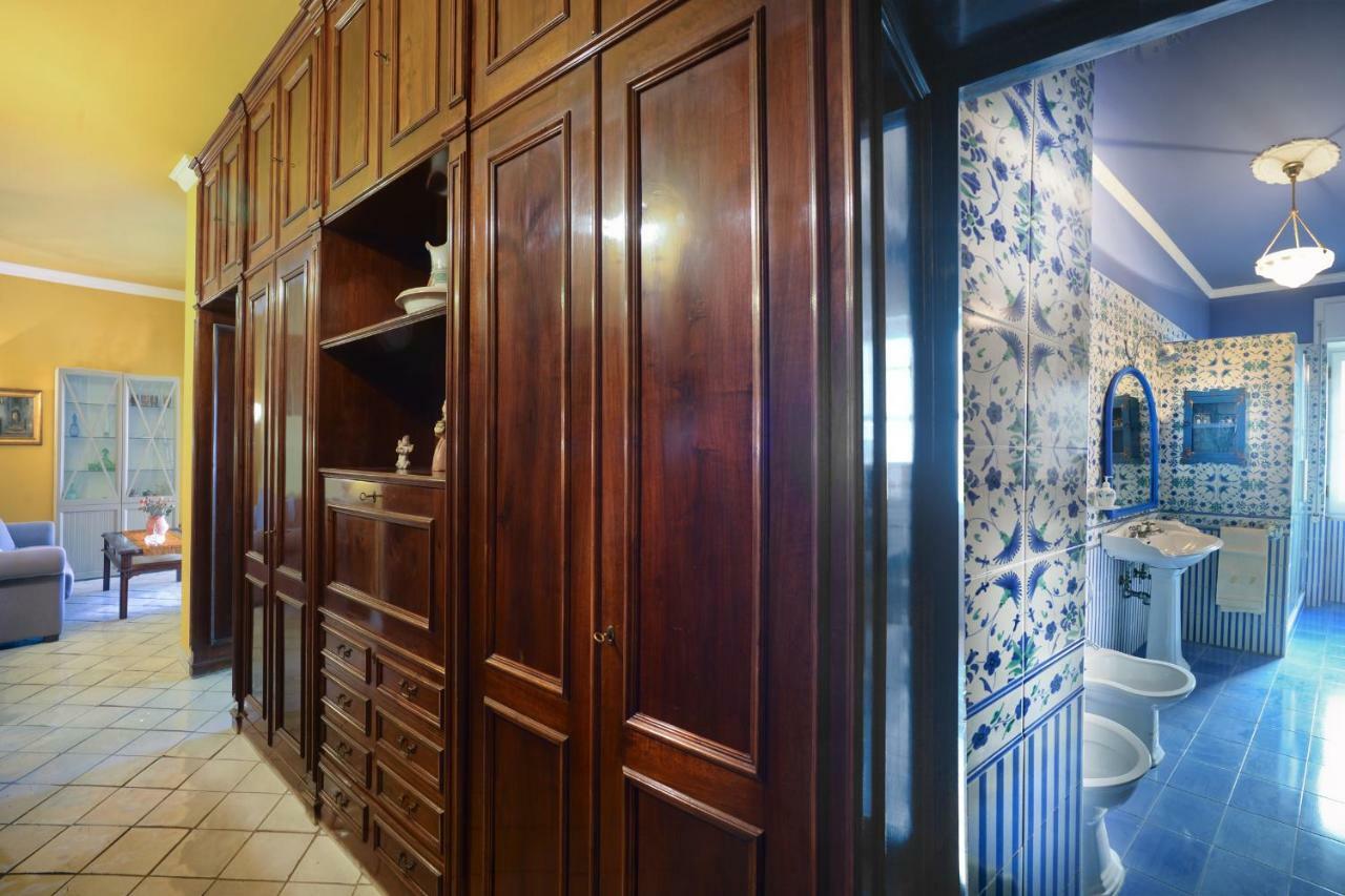 Donna Filomena Casa Vacanza Di Charme Salerno Eksteriør billede