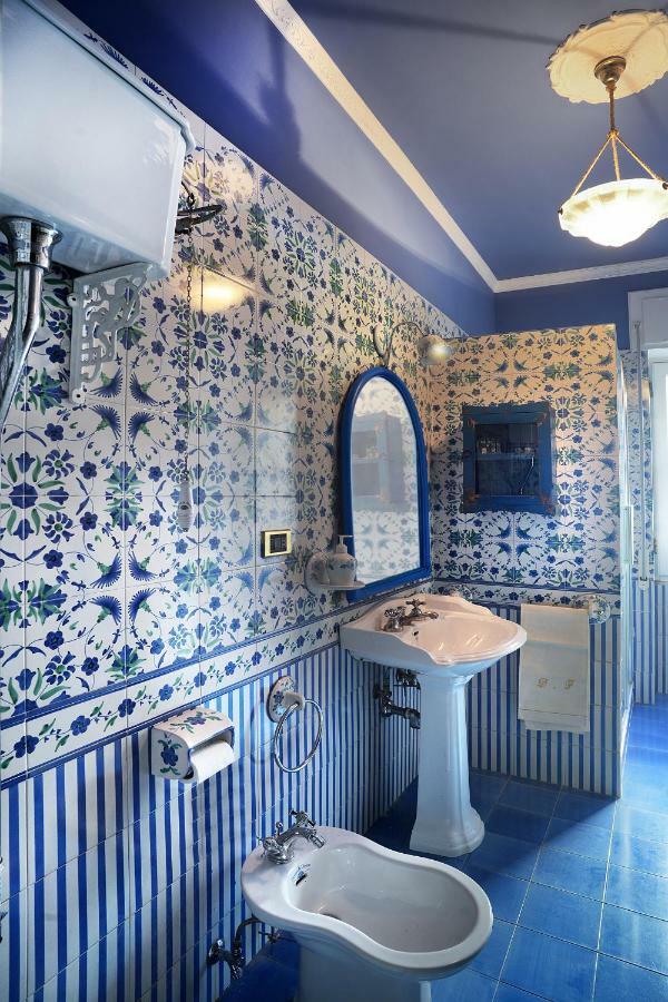 Donna Filomena Casa Vacanza Di Charme Salerno Eksteriør billede