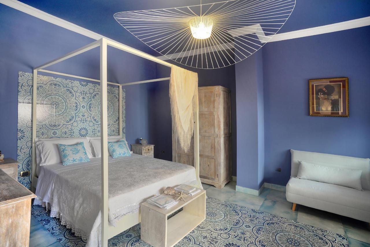 Donna Filomena Casa Vacanza Di Charme Salerno Eksteriør billede
